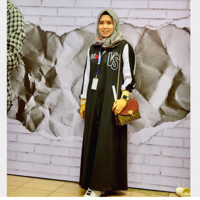 Versus City Zipper Hill Black