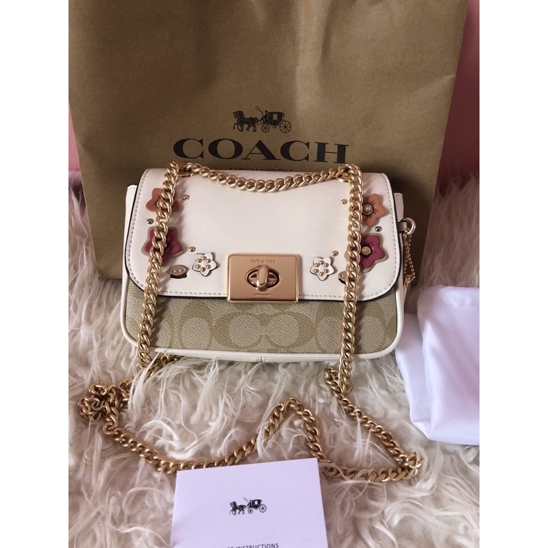 Preloved Coach Cassidy crossbody in signature size small