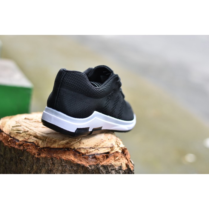 NYAMAN SEPATU SPORT ADIDAS PURE BOOST PREMIUM IMPORT HITAM PUTIH - PRIA COWOK BEST SELLER