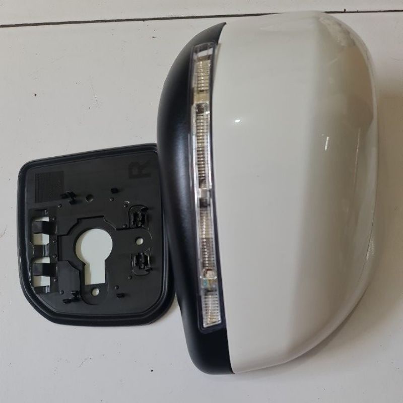 Cover+lampu sein+kaca spion All New Xenia Agya Ayla kanan