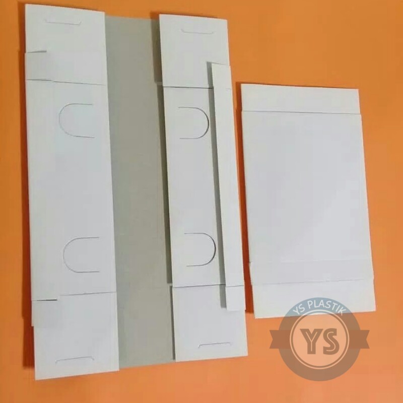 

Dus Putih Polos Ukuran 20 x 20 Isi 25 Pcs