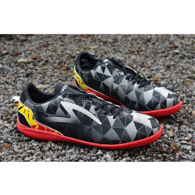 

Habisin stock !!! Prisma in black