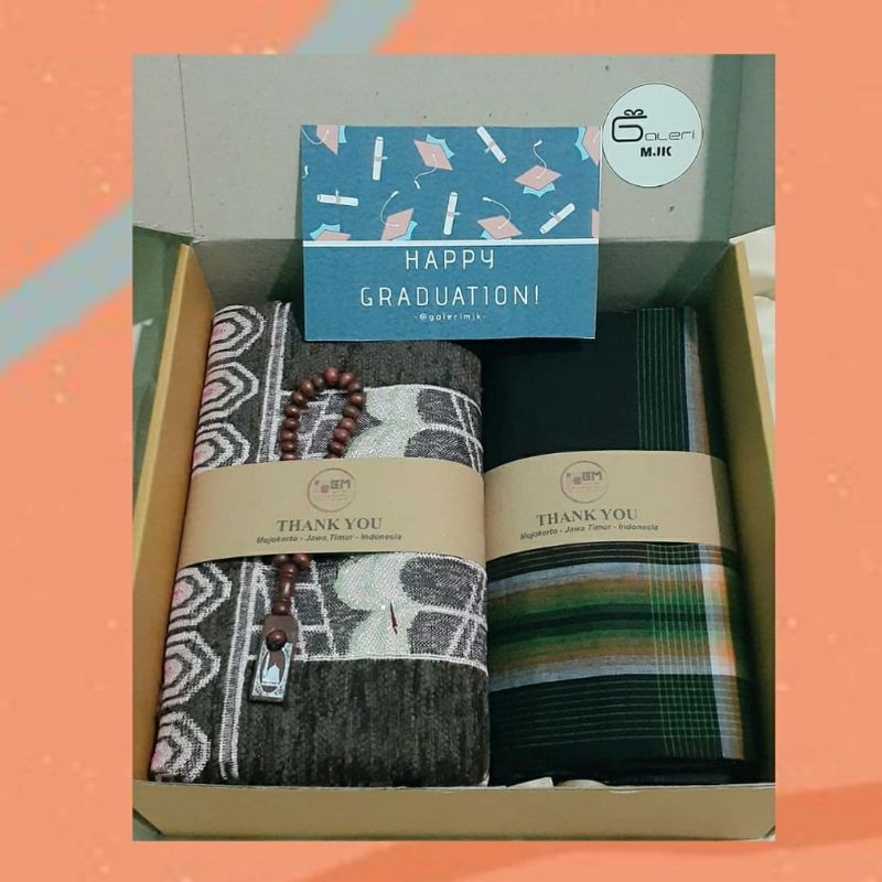 HAMPERS SAJADAH / HAMPERS SARUNG / HAMPERS PECI / HAMPERS COWOK