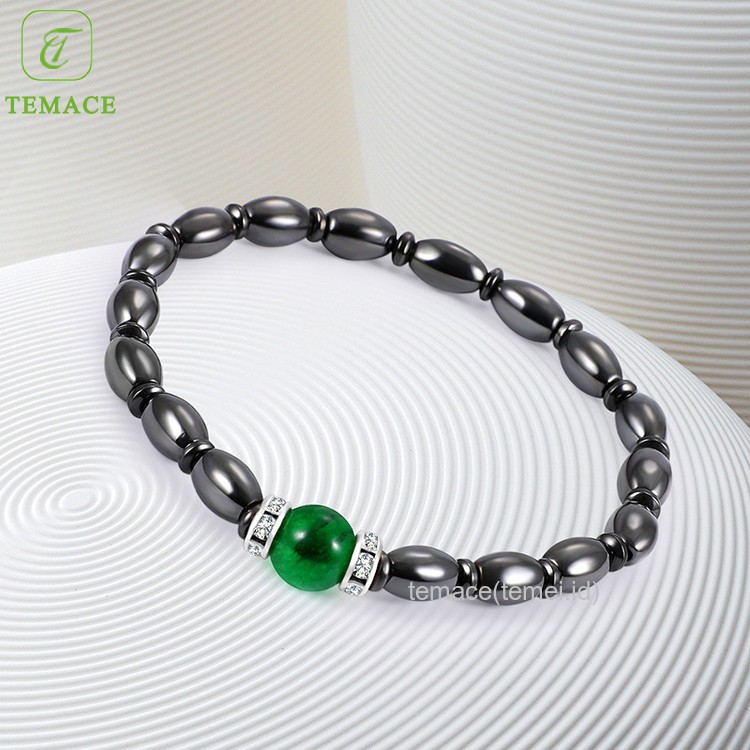 Gelang Tali Korea Plus Charm Daun GTK-760