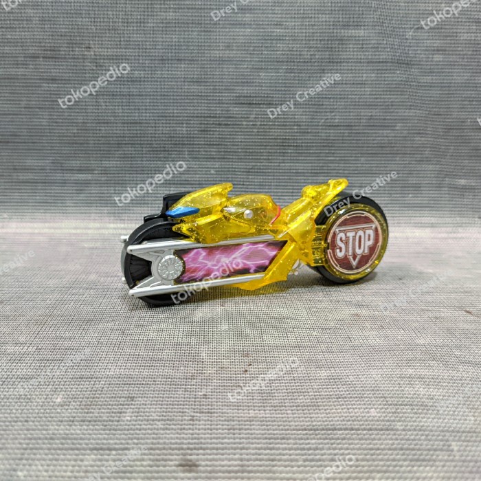 DX Signal Bike Tomarle Kamen Rider Drive Mach Driver Shiftcar