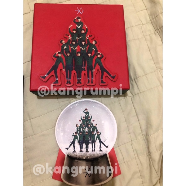 EXO MIRACLE IN DESEMBER M VERSION SNOW GLOBE ALBUM ONLY