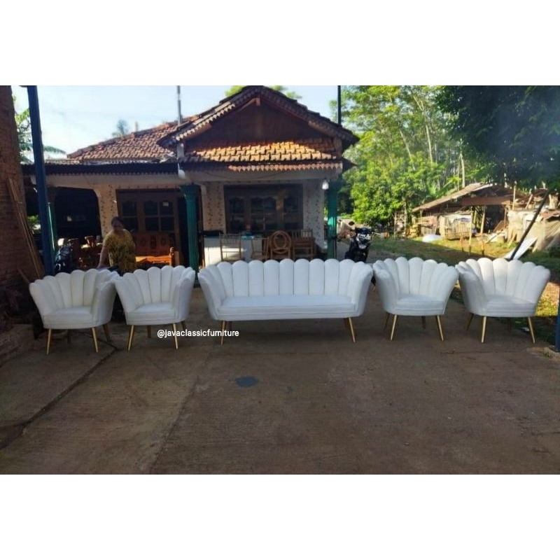 1 SET KURSI PELAMINAN KERANG LESTI KIPAS SOFA PENGANTIN TAMU MANTEN MURAH BAHAN RANGKA KAYU JATI KAIN BLUDRU HALUS BUSA JOK EMPUK BERKUALITAS EXPORT JEPARA-4