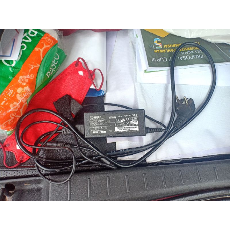 Charger / Adaptor Laptop Toshiba Satellite