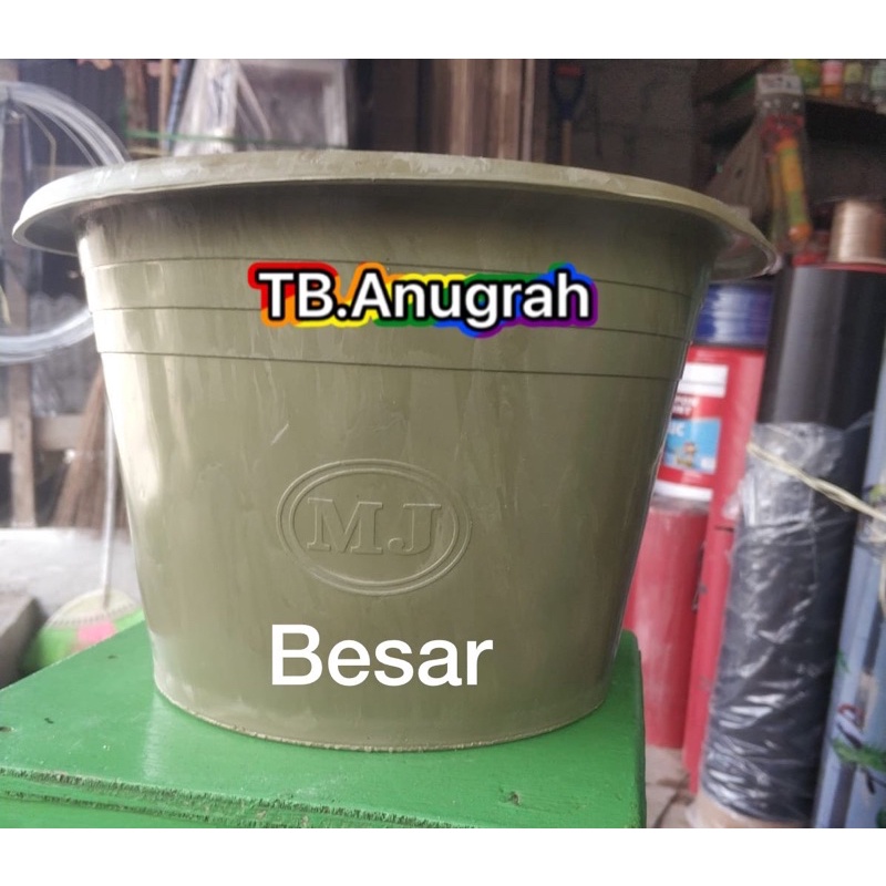 Ember Plastik Hijau Ember Cor Anti Pecah Ember Bangunan Sedang / Besar