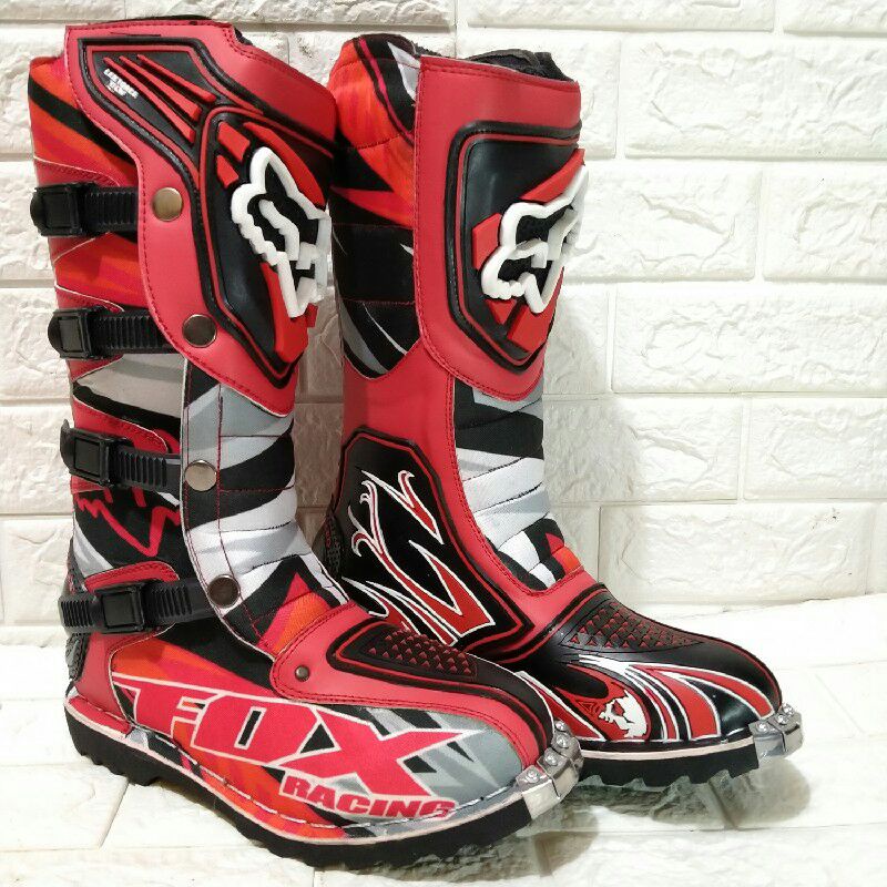 SEPATU TRAIL CROSS