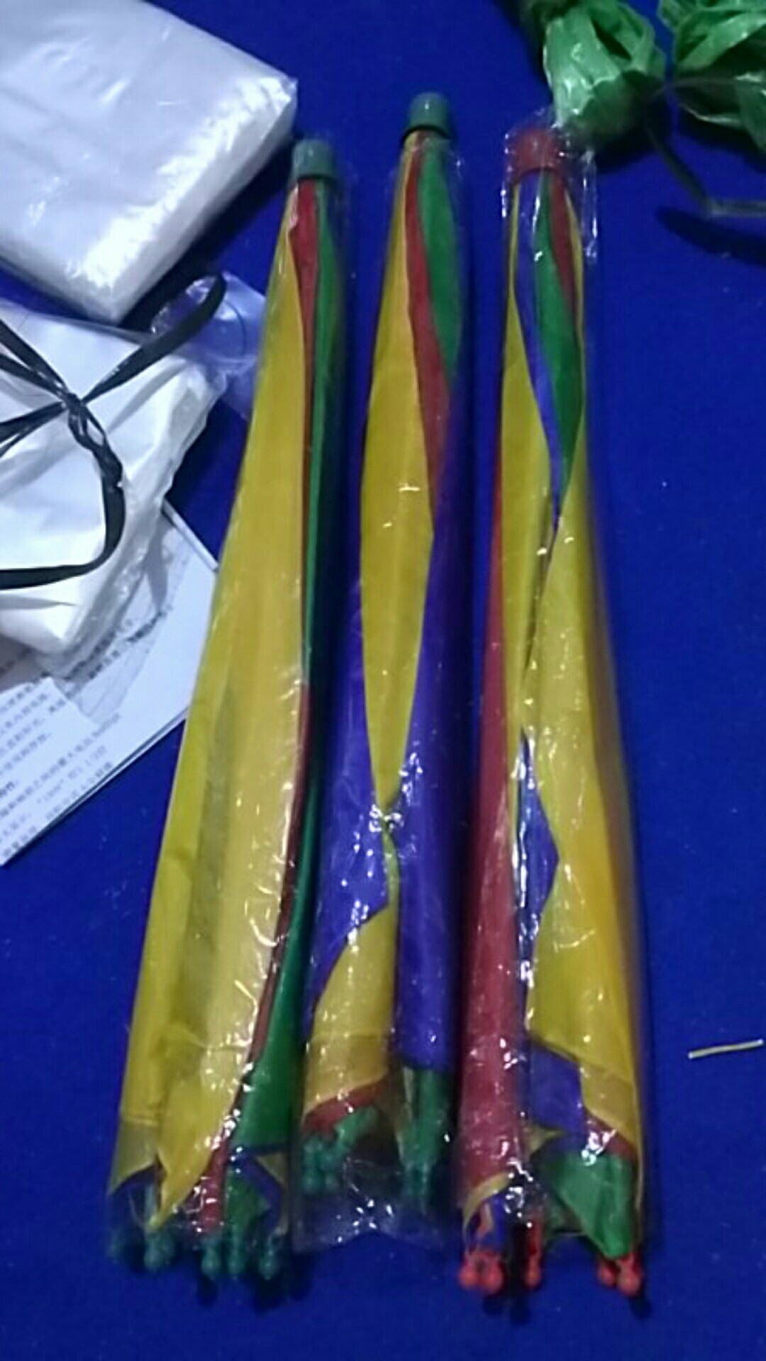 Payung Topi Besar Pelangi