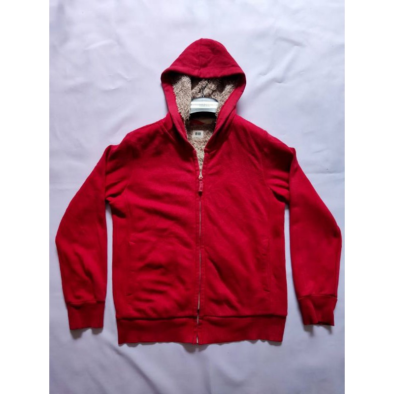 Sweeter Hoodie Uniqlo merah (Unisex)