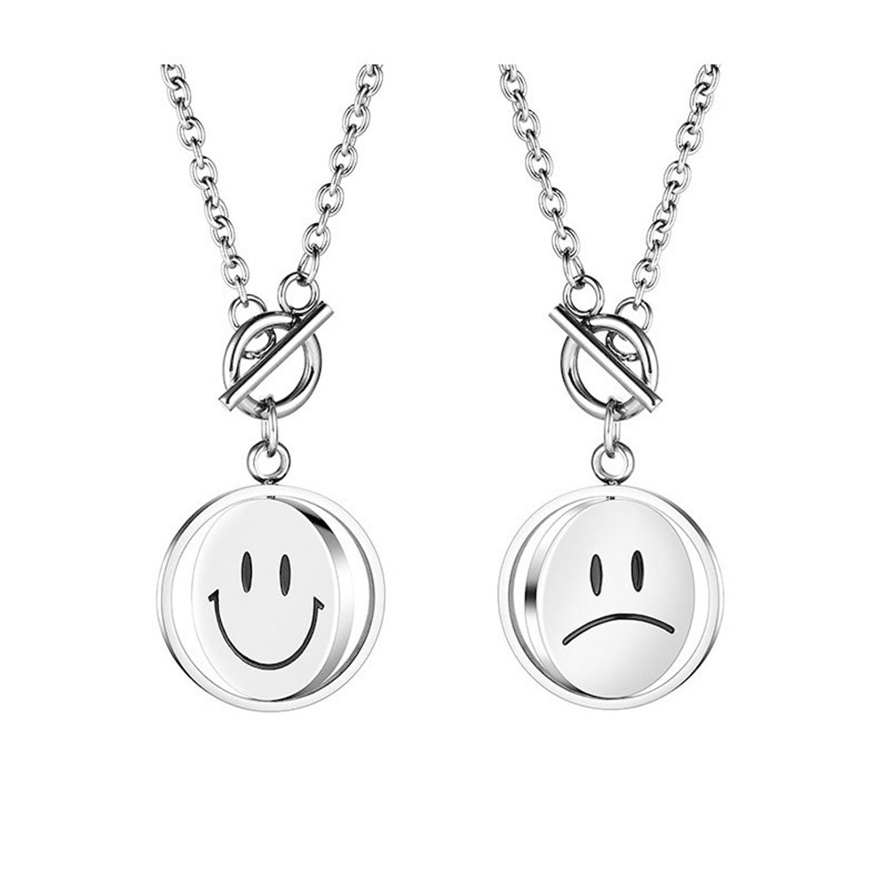 1pc Kalung Rantai Dengan Liontin Smiley Face A &amp; 6