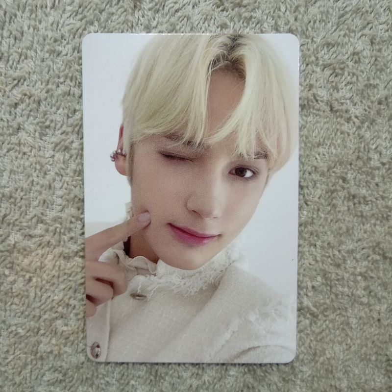 Photocard Hueningkai Fight Jewel (lamaran)