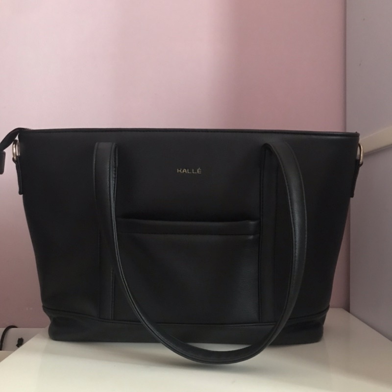 Tas Laptop Your Kalle Lana Lite - PESANAN RITZKIWEDANTHI