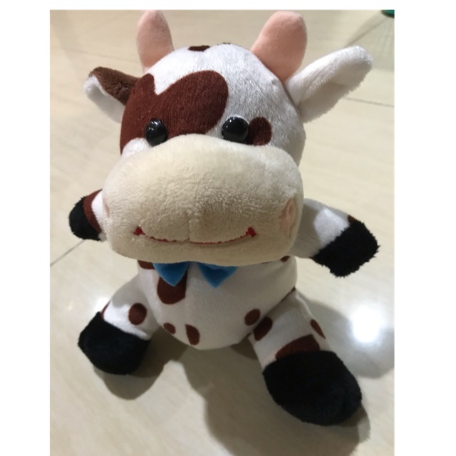 Boneka sapi lucu