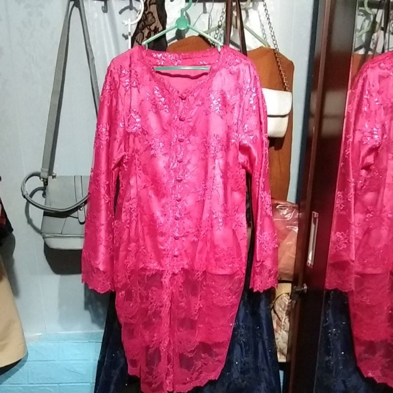 kebaya butik pink setelan rok selendang wanita pengantin