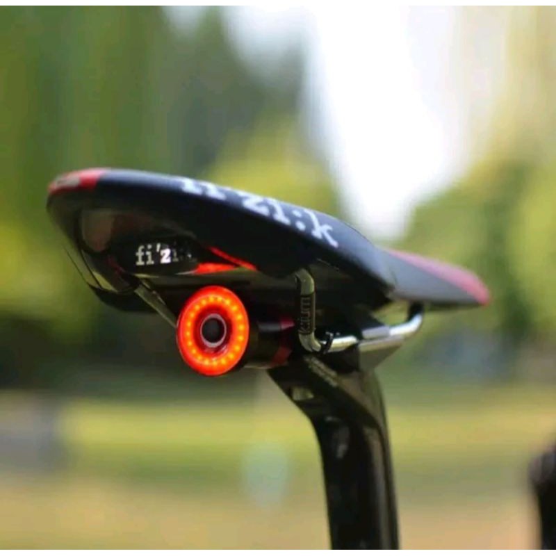 Lampu Sepeda Smart Rem Sepeda LED XLITE 100