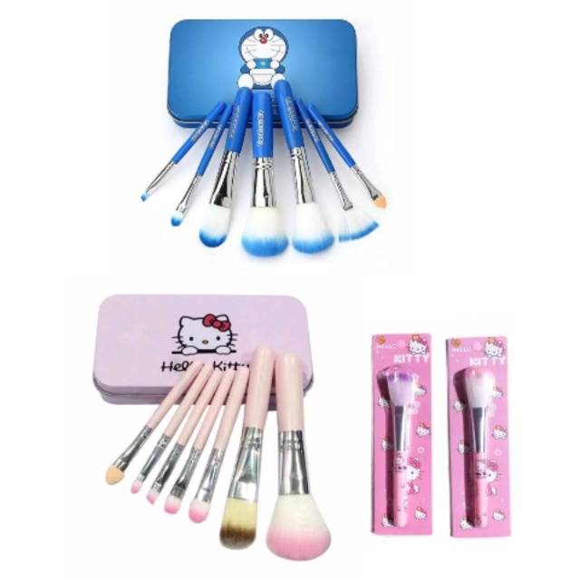 (NCS) 1 Set isi 7 ( 7 in 1 ) / 1 Pcs Kuas Rias Blush On Make Up Doraemon Hello Kitty HK Brush