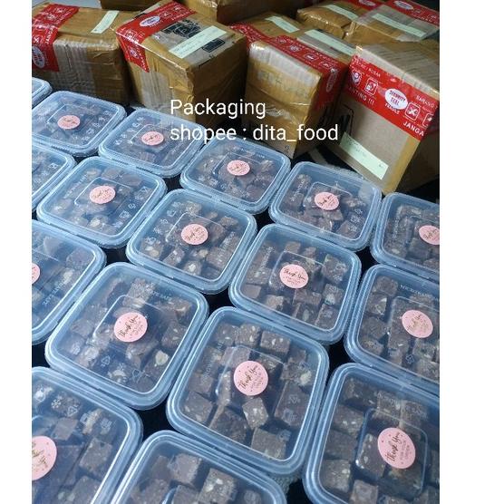 

[PRODUK WKDEB] Coklat CAMPURAN Silverqueen,Take it Delfi,coklat blok 250gram QHS