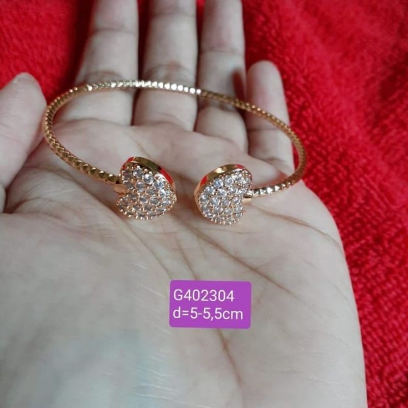 Gelang Tinju Perhiasan Wanita