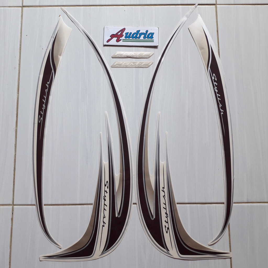 Striping Stiker Motor Honda Scoopy Stylish 2015 Cream
