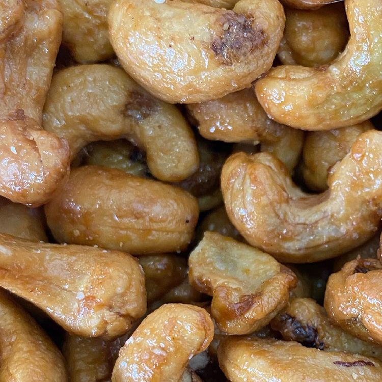 

kacang mede madu