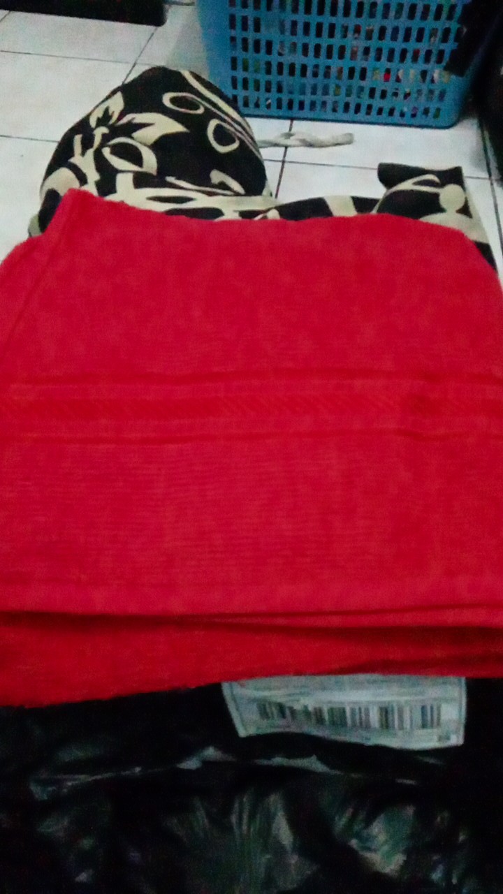 Rc Merah Putih Handuk Mandi 70x135/60x120/50x100 / Handuk Mandi Motif Polos By Terry Palmer