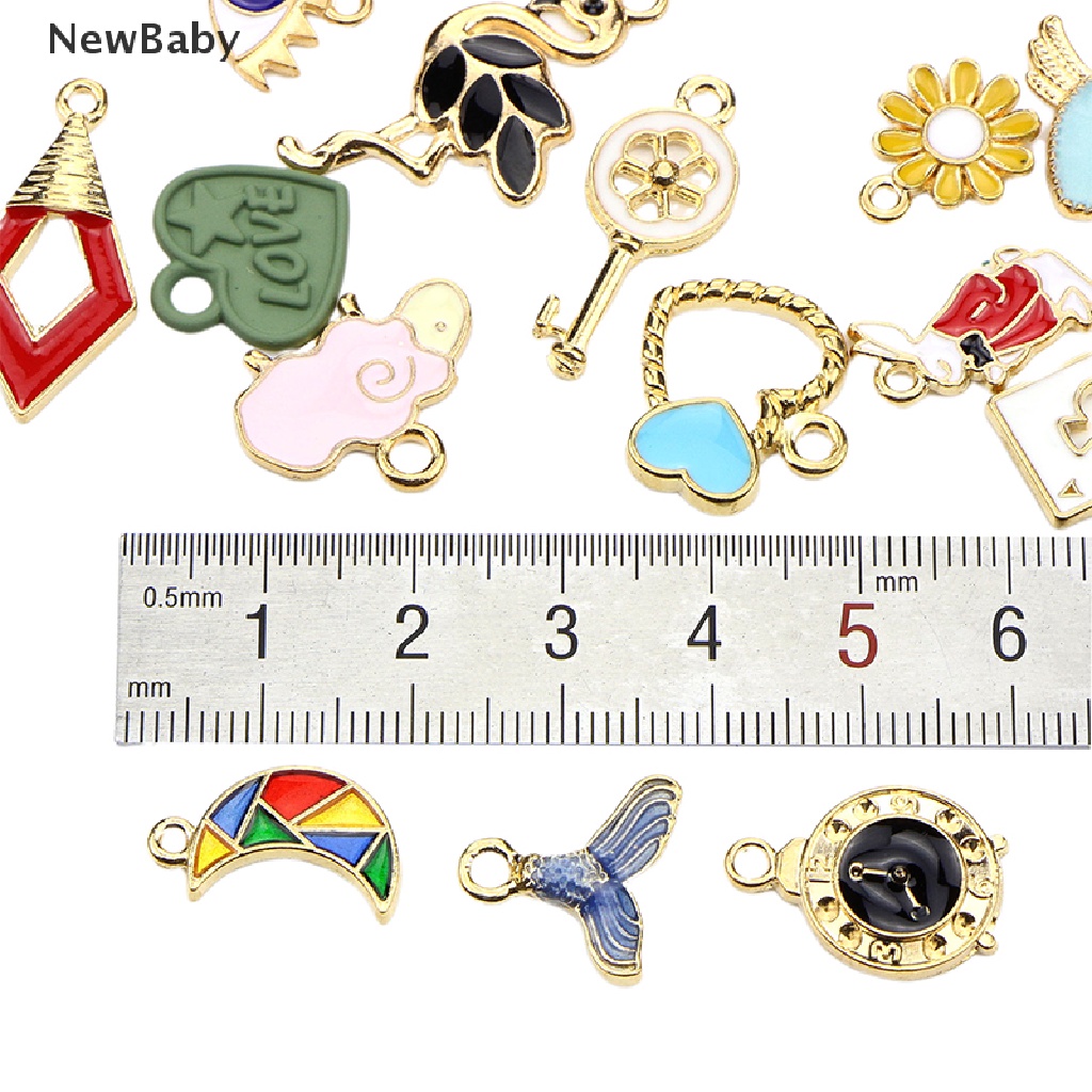 30 Pcs / Set Liontin Enamel Charms Bahan Metal Gaya Campur Untuk Kerajinan Perhiasan