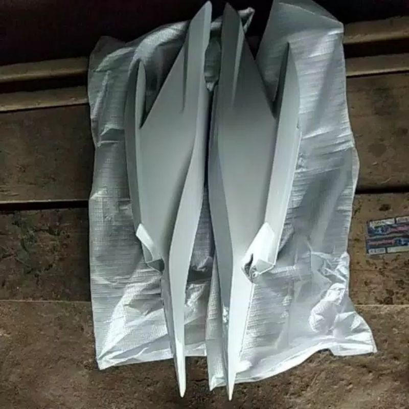 body belakang Vario 125 old