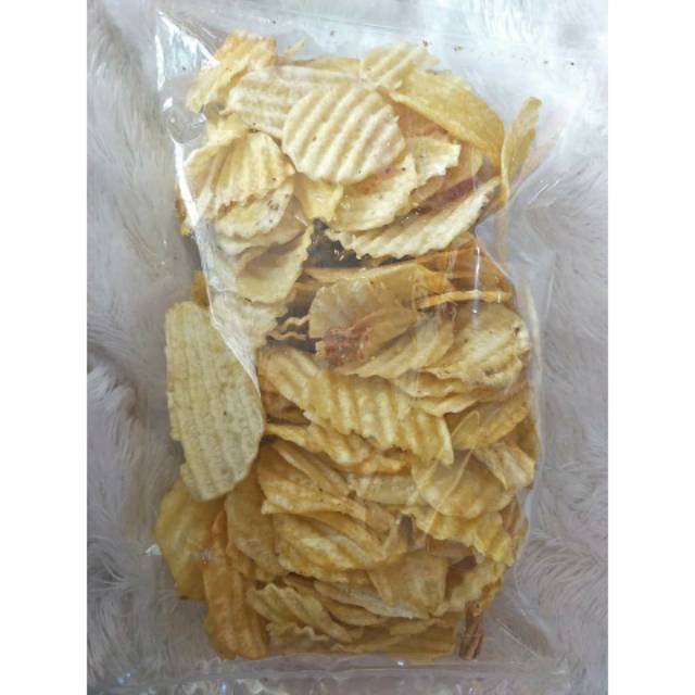

Keripik talas gelombang makanan ringan enak renyah gurih