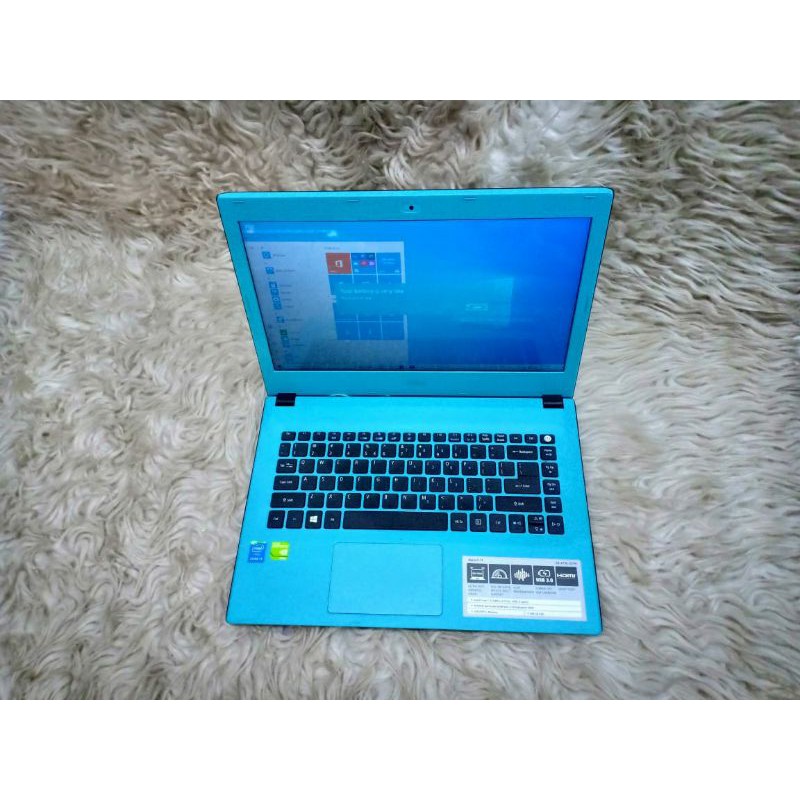 D84 Laptop Acer Aspire E5-473G Ram 2gb HDD 500gb core i3 Nvidia