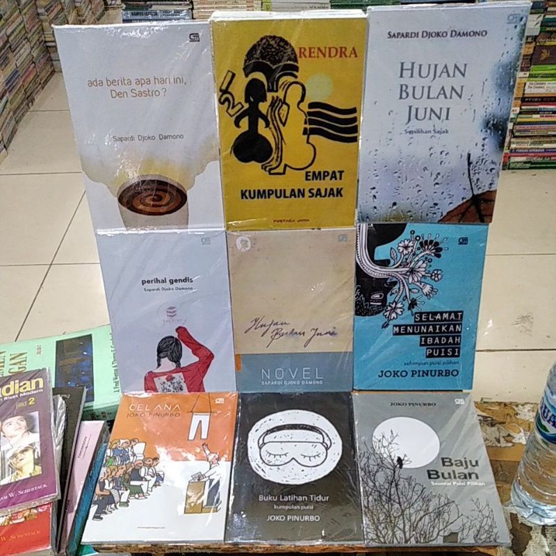 PAKET 9 BUKU KUMPULAN  PUISI & SAJAK : JOKO PINURBO-RENDRA-SAPARDI DJOKO DAMONO