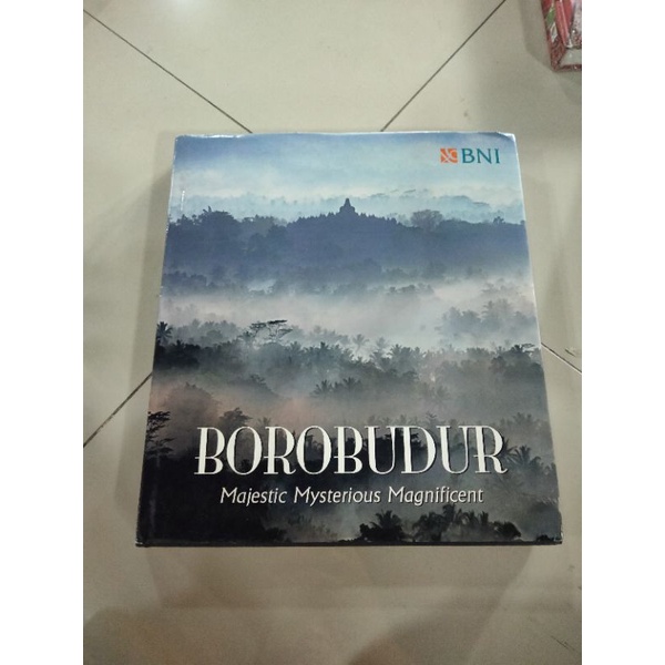 buku original - Borobudur majestic mysterious magnificent