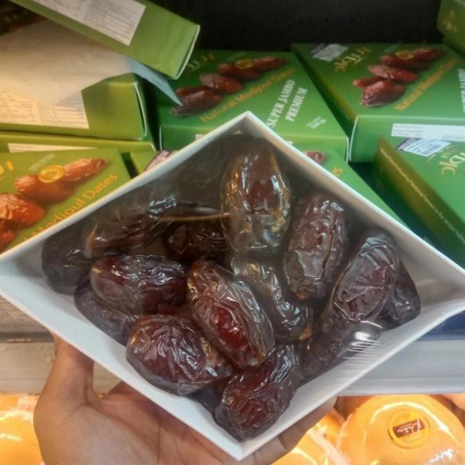 

Buah Kurma Medjool Palestina Super Jumbo Premium Fresh / 500Gram - 500Gram Lapaklaris389