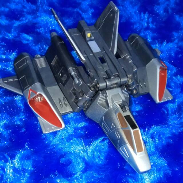 Pesawat ultraman gaia xig fighters