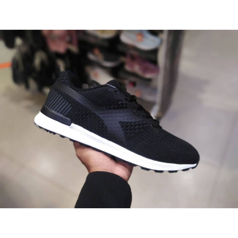 Sneakers Pria Wanita Original Terlaris Diadora Valerio Black
