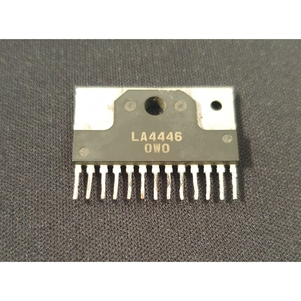 IC LA4446 Stereo Audio Amplifier