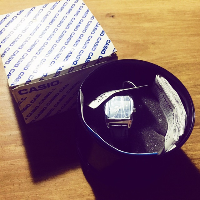 Jam tangan analog casio hitam