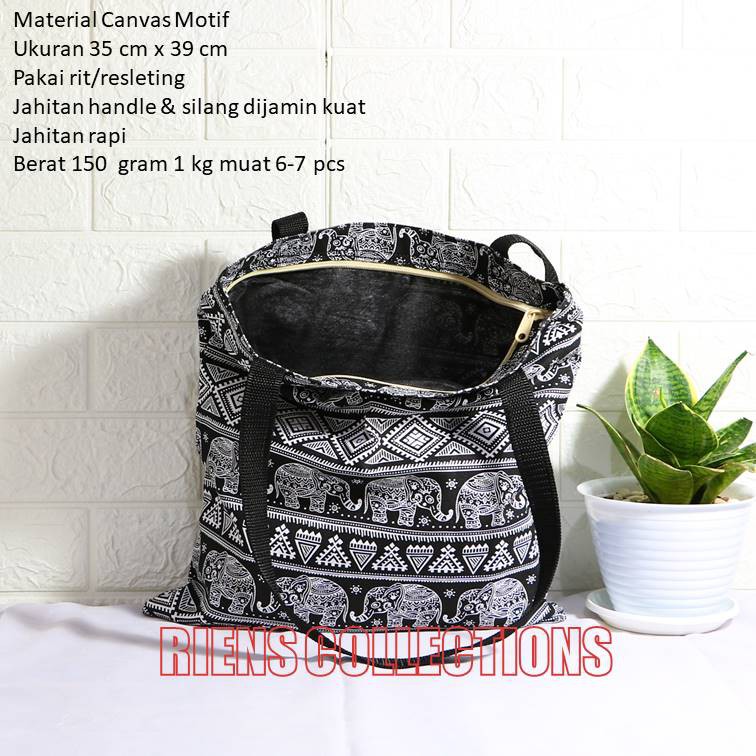 RIENS COLLECTIONS. TAS KANVAS TOTEBAG KANVAS MOTIF GAJAH LATAR HITAM Tas Jogja Tas Souvenir Jogja Oleh Oleh Jogja