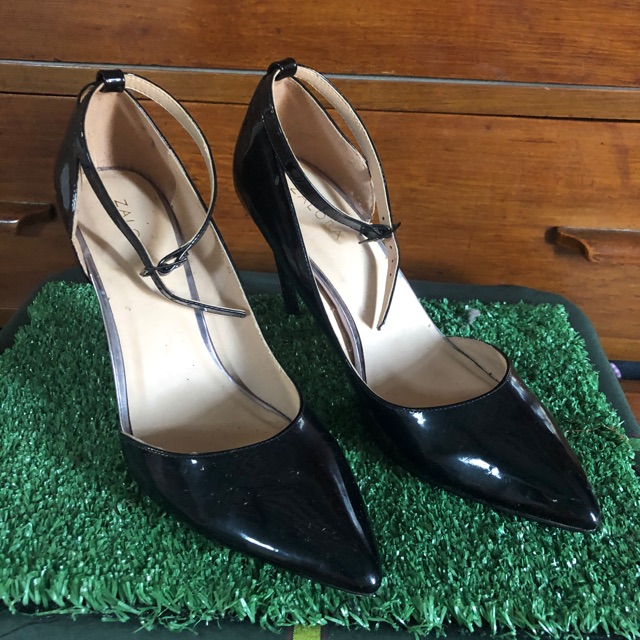 PRELOVED SEPATU BRAND TOKO SEBELAH