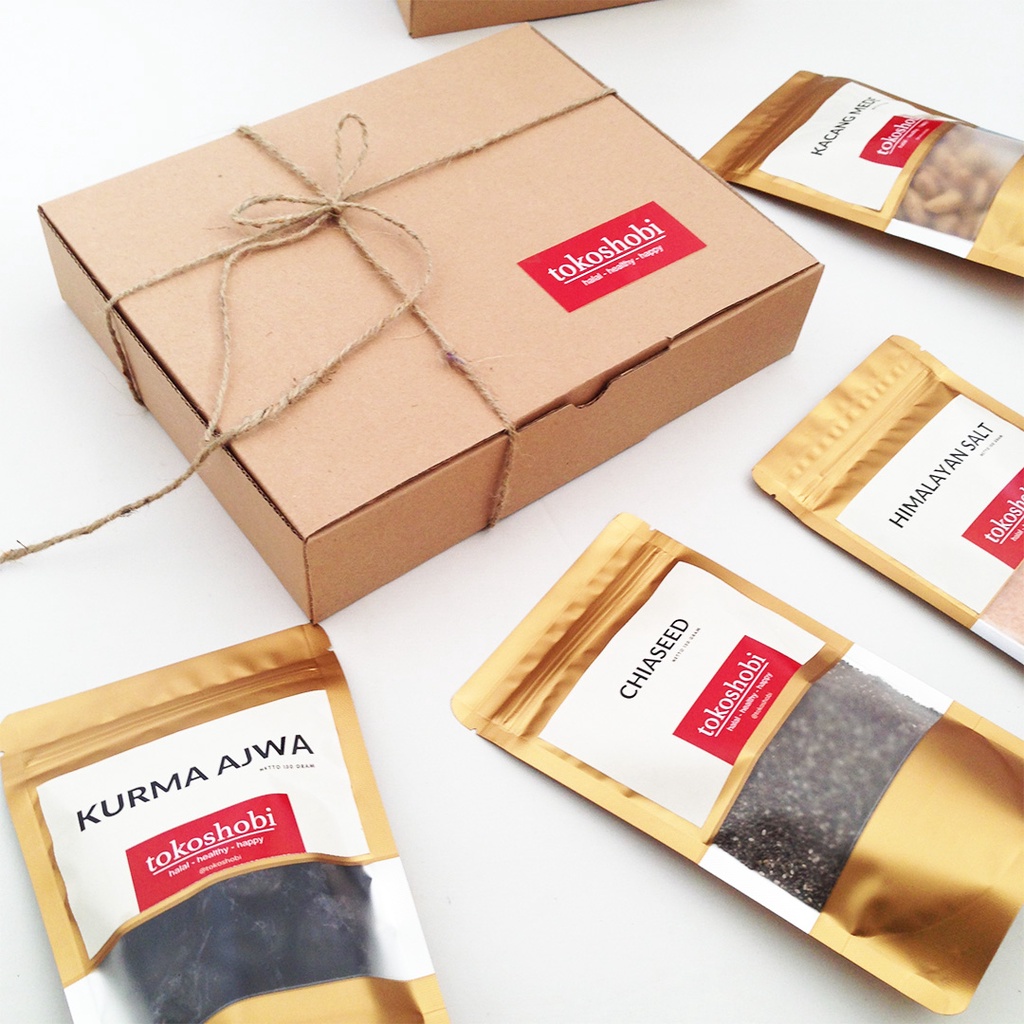 

Tokoshobi Hampers Berkah Parsel Kurma Kacang Healthy Food