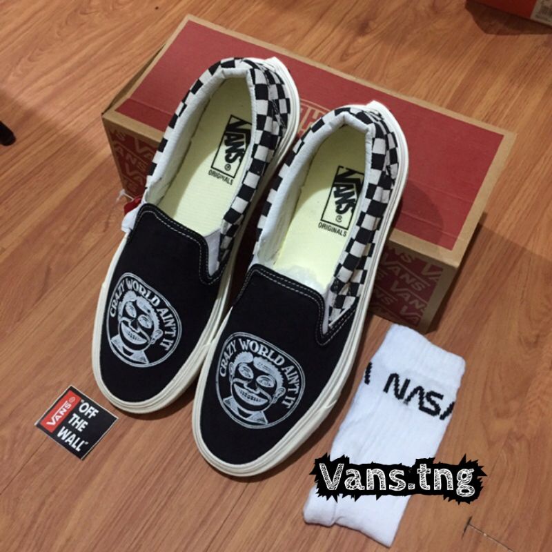 Sepatu Vans Slip On Crazy World Black Premium BNIB /Vans Slip On Crazy world Hitam terlaris