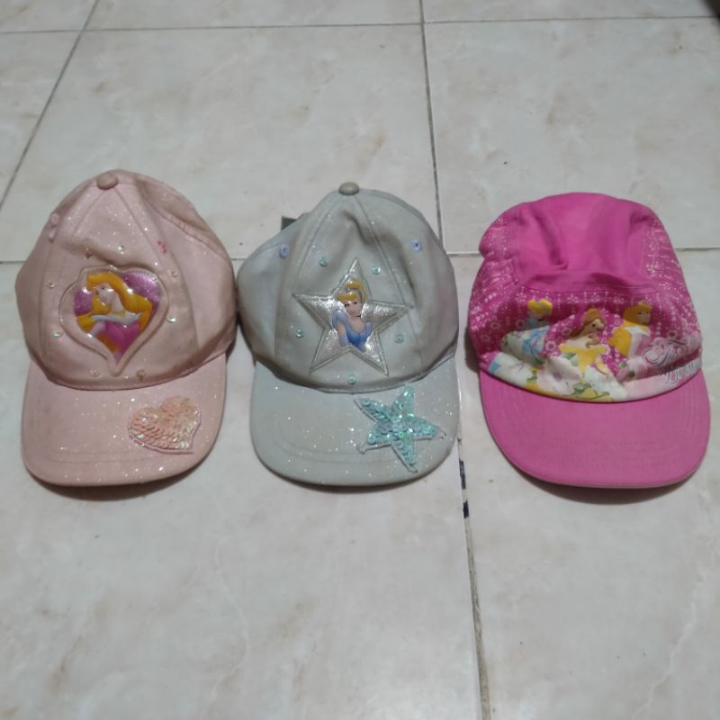Preloved Topi Disney Princess