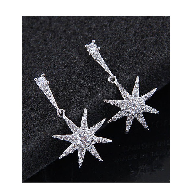 LRC Anting Tusuk Fashion Silver Sun Flower Earrings A59336