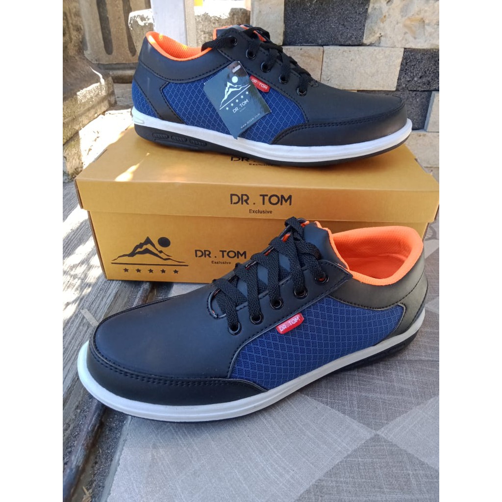 Sepatu Kasual Pria Sneaker DR TOM WF 01