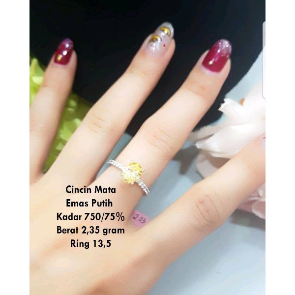 Cincin Mata Emas Putih kadar 75 persen