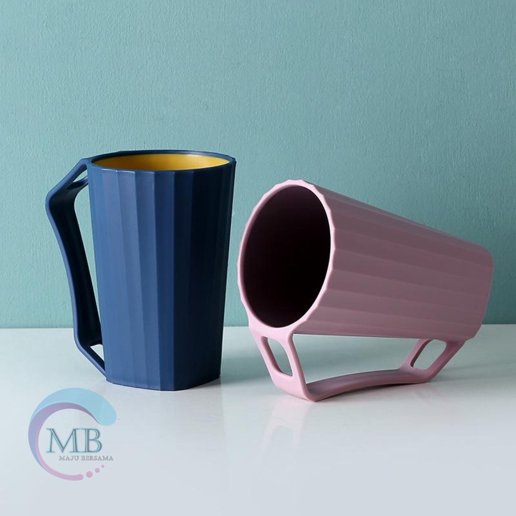 RT54 gelas cangkir mug kumur tempat sikat gigi pasta gigi odol kamar mandi  dengan pegangan MB2674