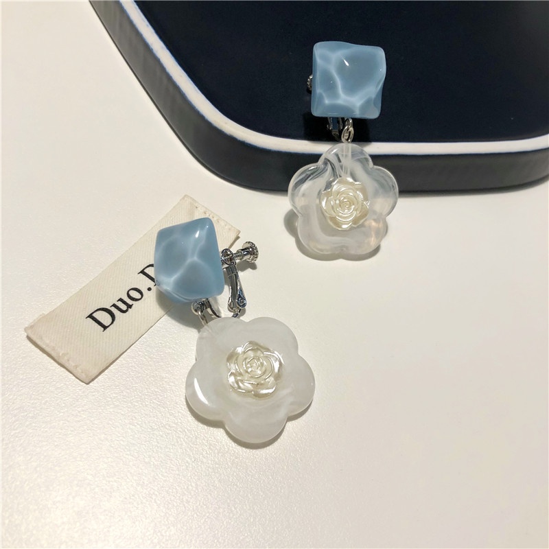 Anting S925 Silver Needle Bentuk Bunga Biru Gaya Korea Untuk Wanita