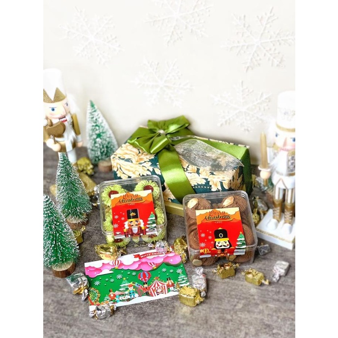 

Ready Christmas Hampers Natal/ Kado Natal/ Parcel Natal Set D .